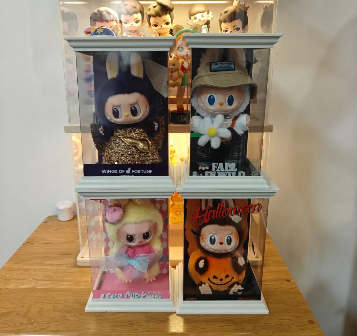 Roman Column Base, Perfect for Displaying Hanging Card Dolls