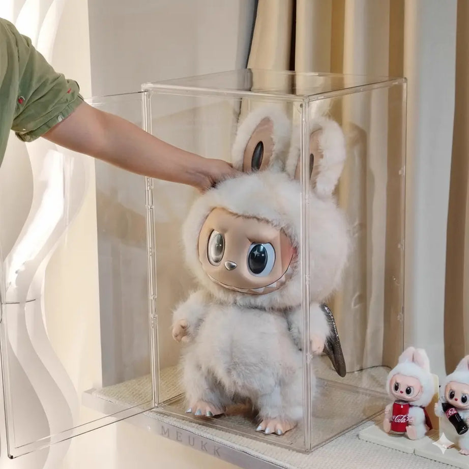 Zimomo Display Case with Magnetic Door